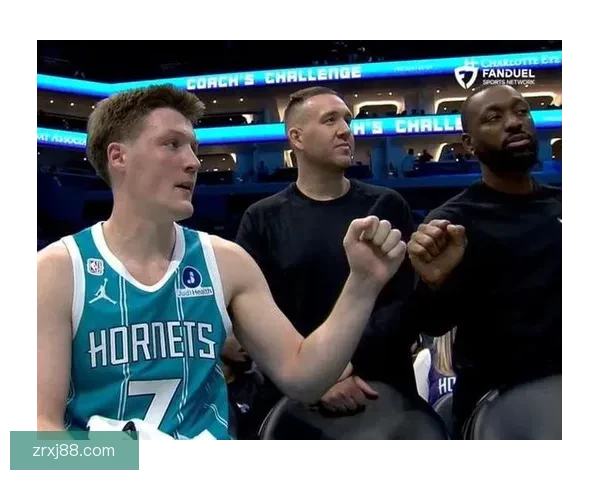 克努佩尔三双领黄蜂力克尼克斯鲍尔贡献22分助攻